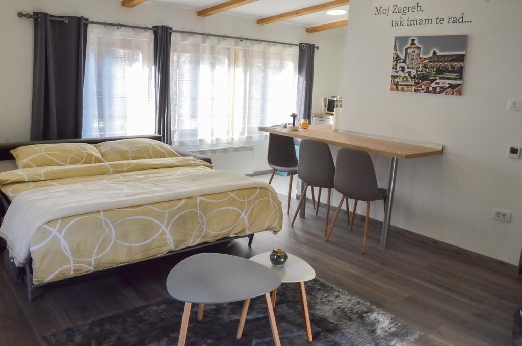 In-N-Out Ilica Apartment Zagreb Luaran gambar